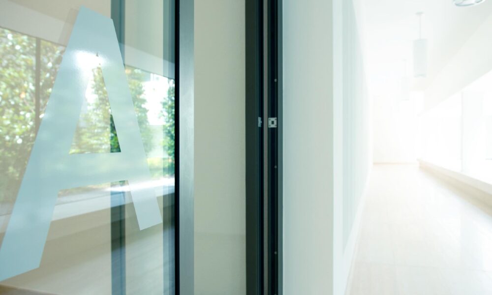 Magnolia_S_01_desktop_20220505_g_msr