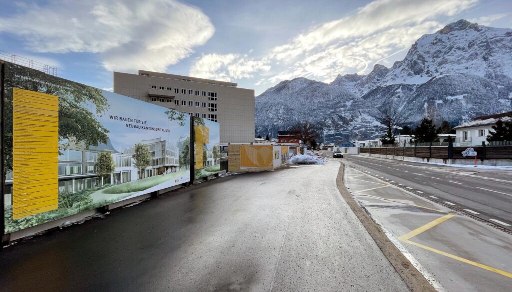 Kantonsspital_Uri_Baustellenmarketing_01_Desktop_20250113_m_ler