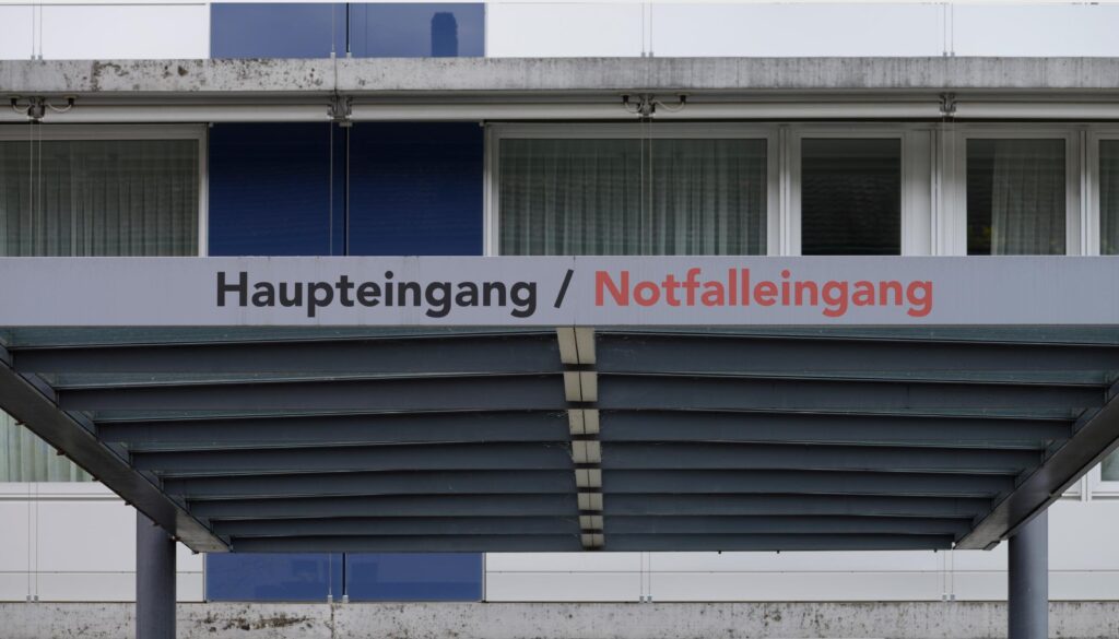 Spital_Buelach_01_Desktop_20250110_m_ler