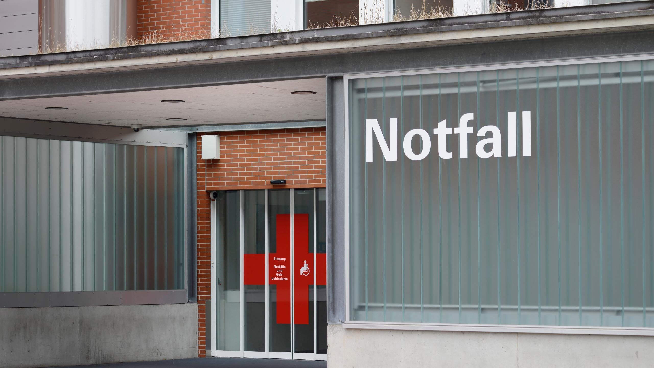 Spital_Buelach_02_Desktop_20250110_m_ler