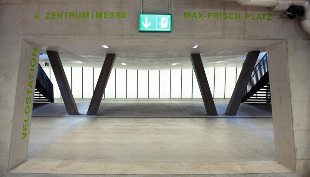 Velostation_Bhf_Oerlikon_01_Desktop_20250110_m_ler