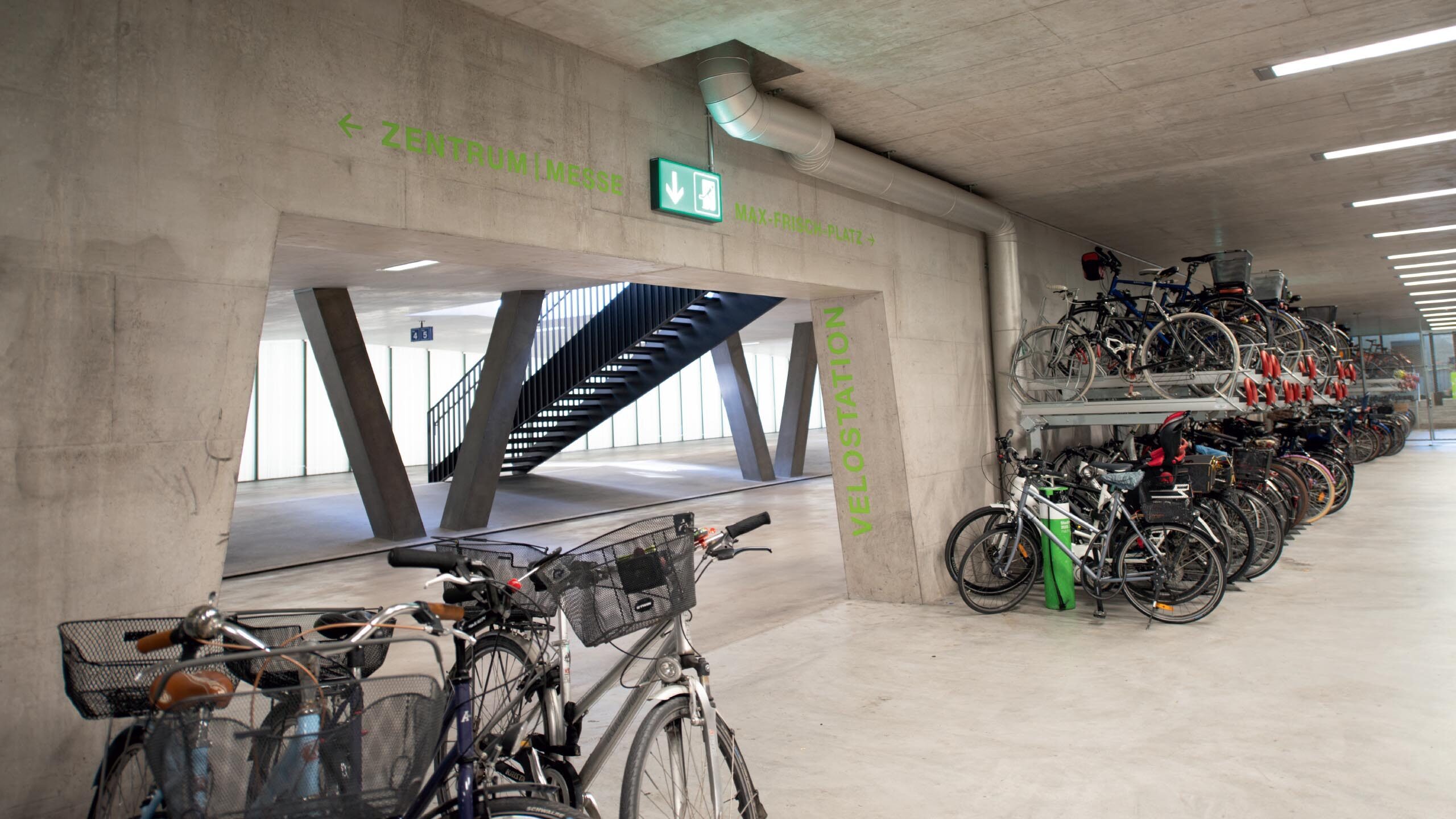 Velostation_Bhf_Oerlikon_02_Desktop_20250110_m_ler