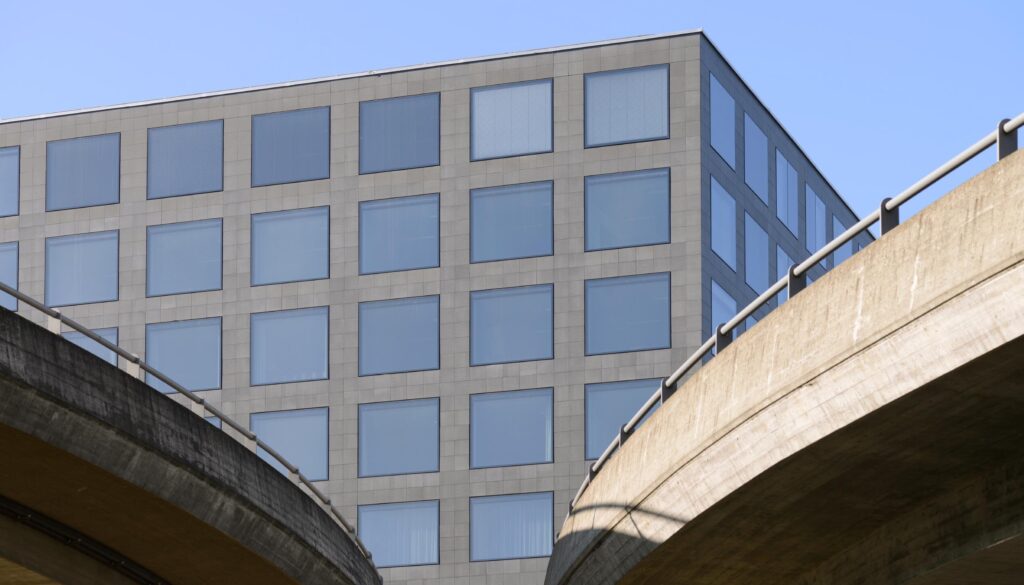 Velowege_Flughafen_01_Desktop_20250113_m_ler